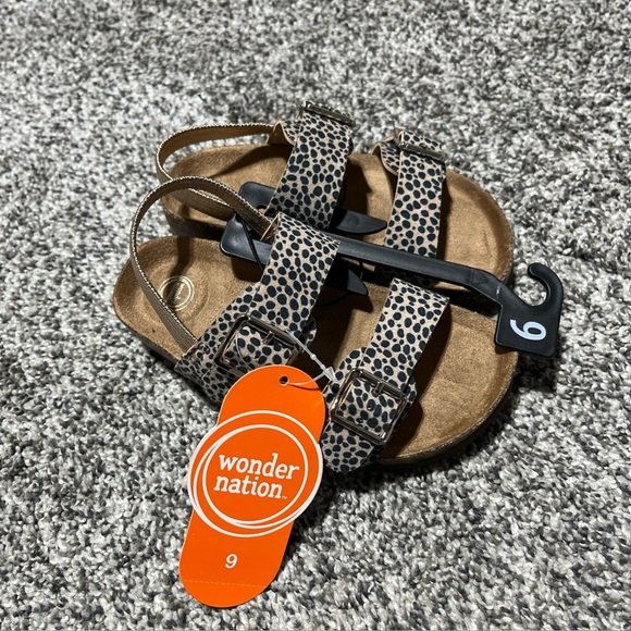 Wonder Nation Toddler Girl Animal Print Sandals 9 NWT - Picture 1 of 6